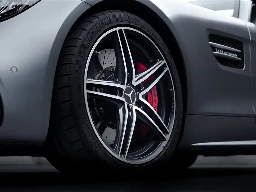 Mercedes-Benz AMG GT — фото 9