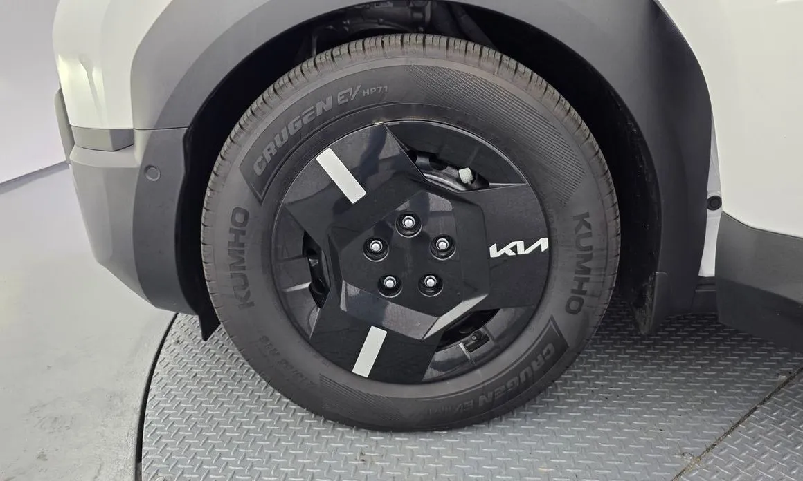 Kia PV5 — фото 7