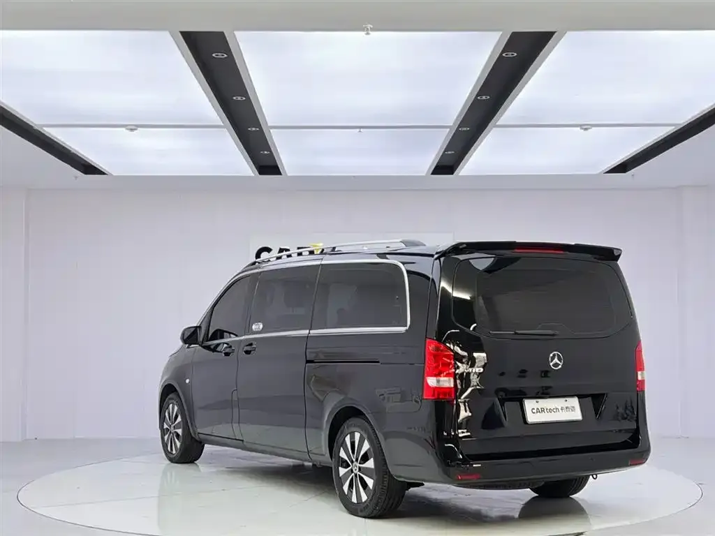 Mercedes-Benz Vito — фото 10