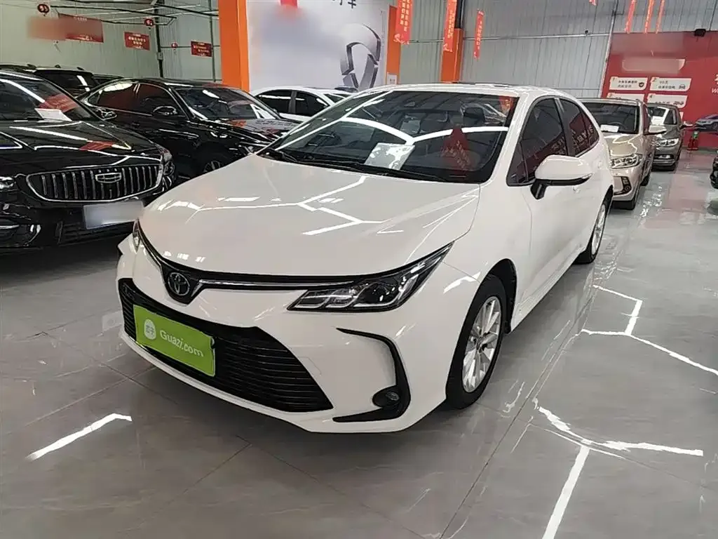 Toyota Corolla — фото 1