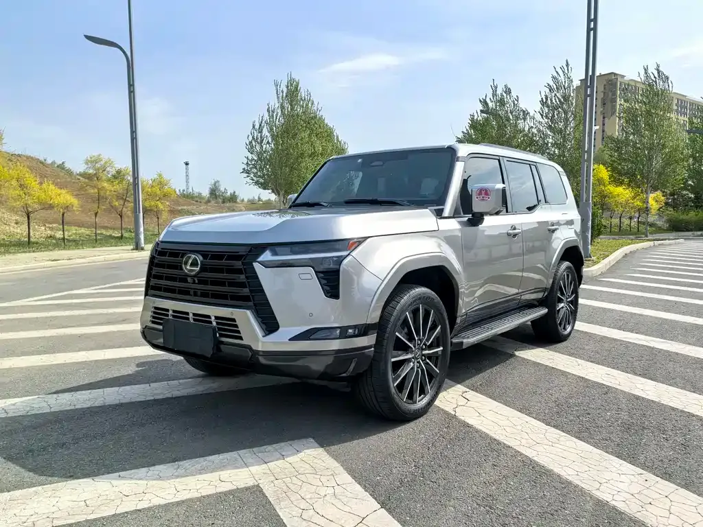 Lexus GX — фото 1