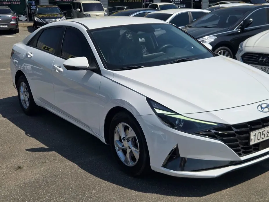 Hyundai AVANTE — фото 3