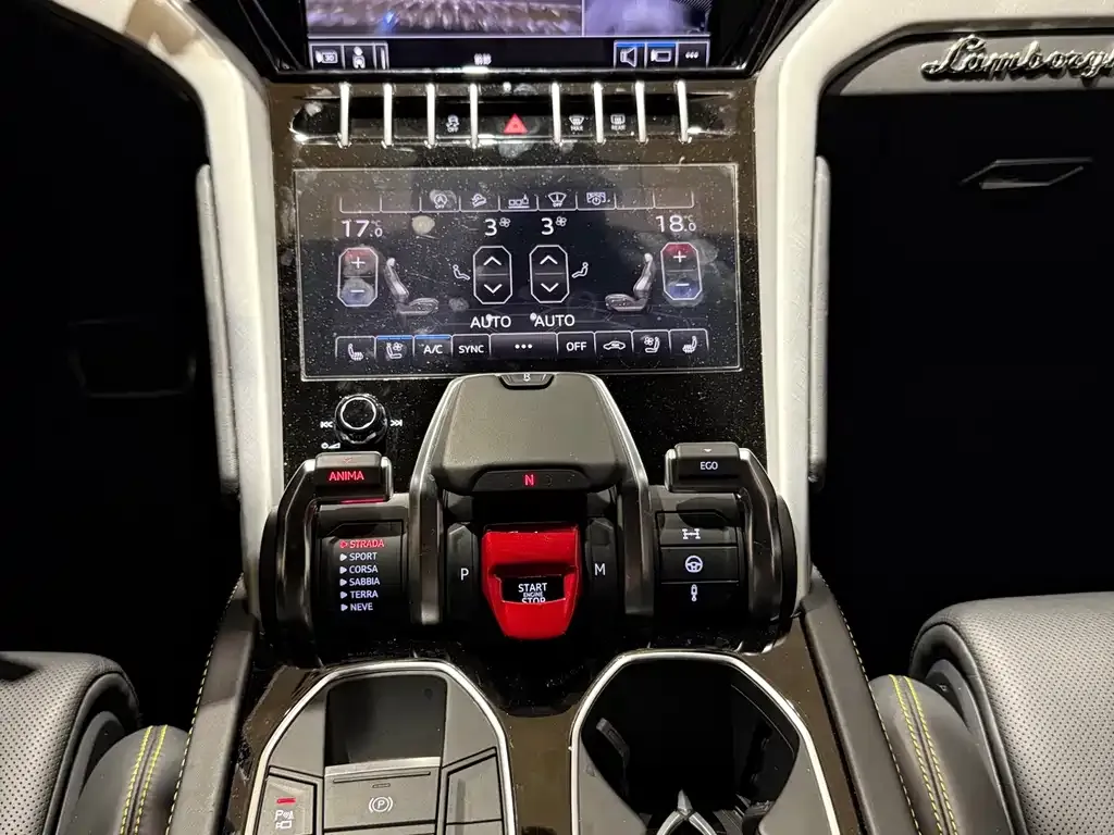 Lamborghini Urus — фото 3