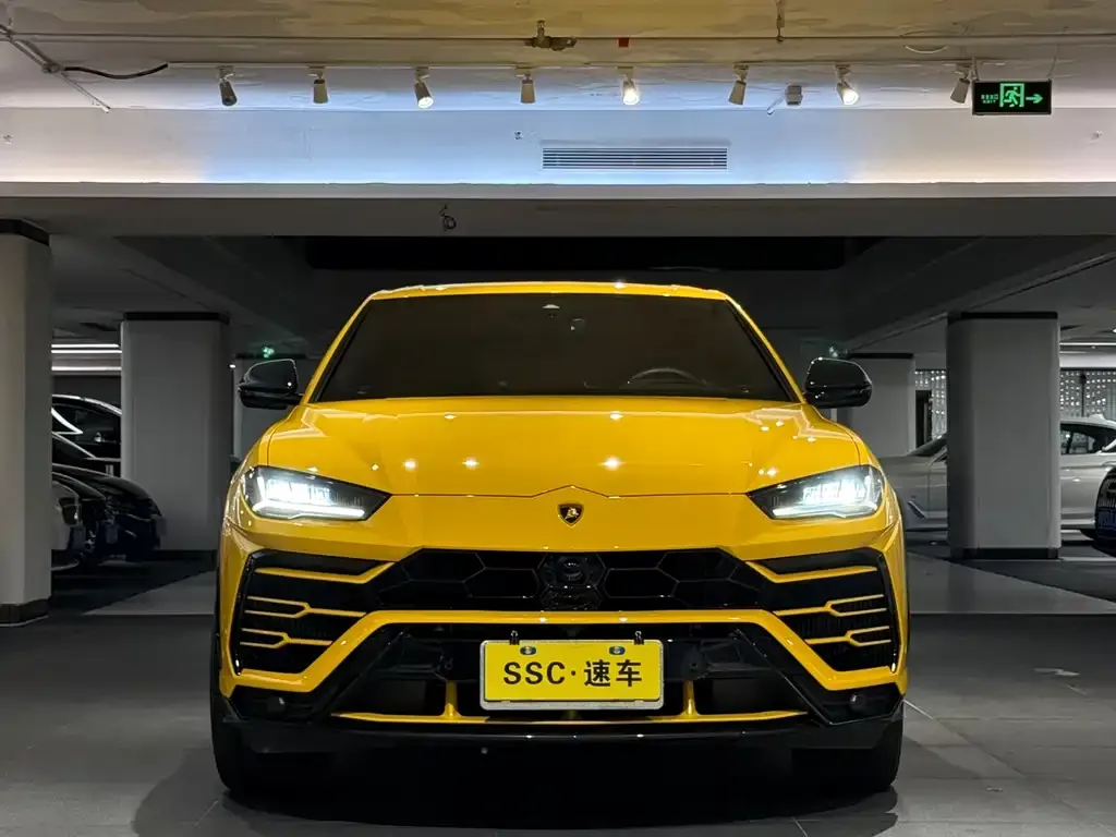 Lamborghini Urus — фото 2