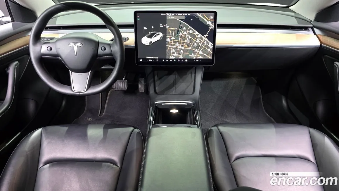 Tesla Model 3 — фото 10