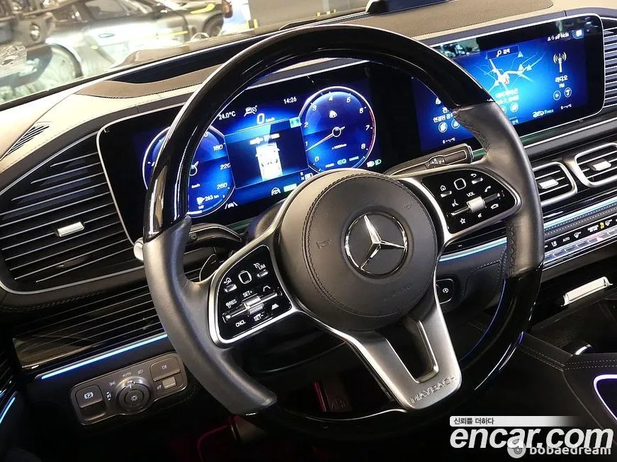 Mercedes-Benz GLS-Class — фото 10