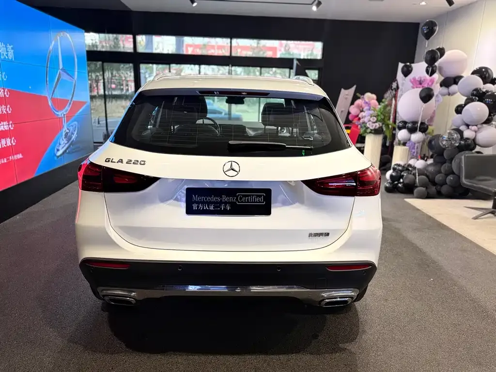 Mercedes-Benz GLA — фото 6