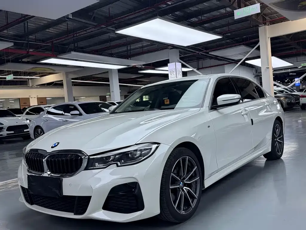 BMW 3 Series — фото 1
