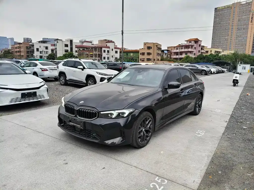 BMW 3 Series — фото 1
