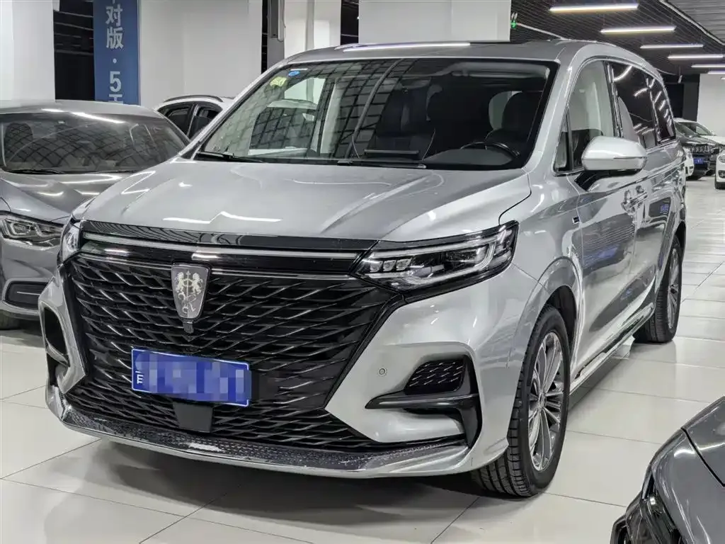 Roewe iMAX8 — фото 1