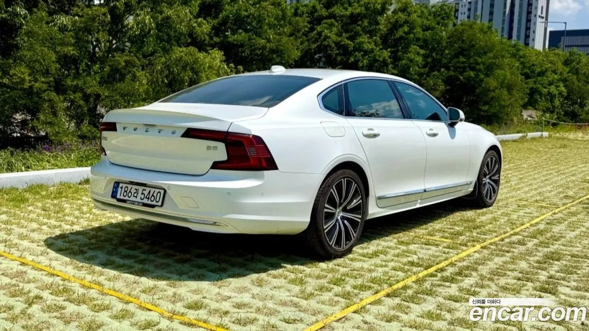 Volvo S90 — фото 9