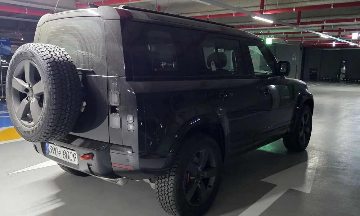 Land Rover Defender — фото 10