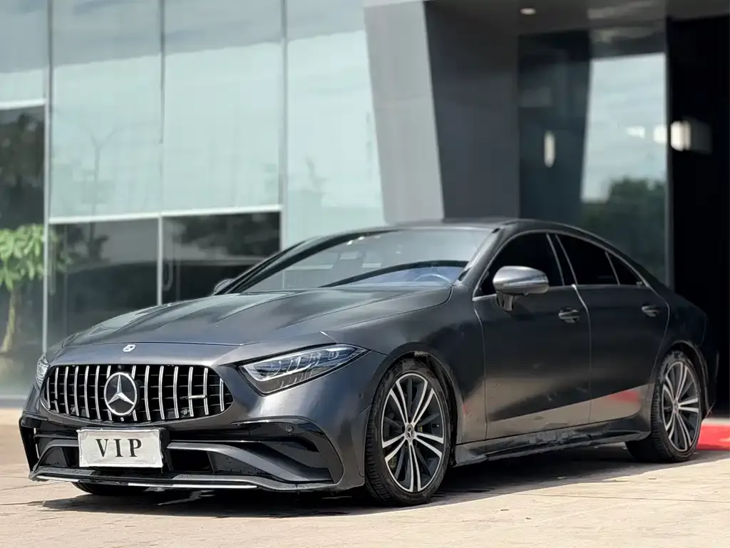 Mercedes-Benz CLS — фото 1