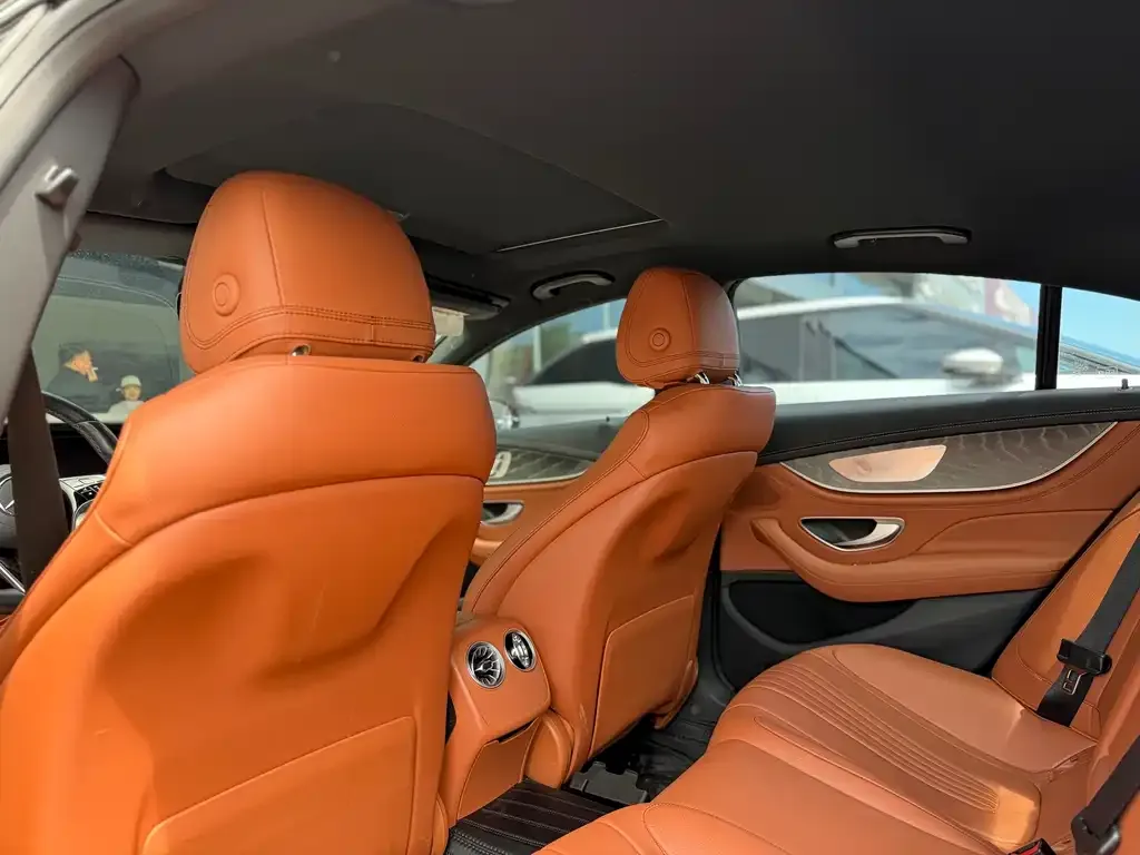 Mercedes-Benz CLS — фото 2