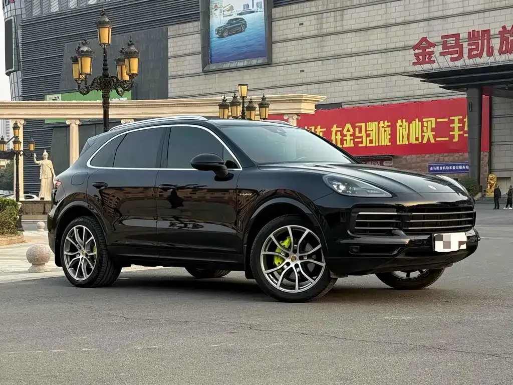 Porsche Cayenne Hybrid — фото 5
