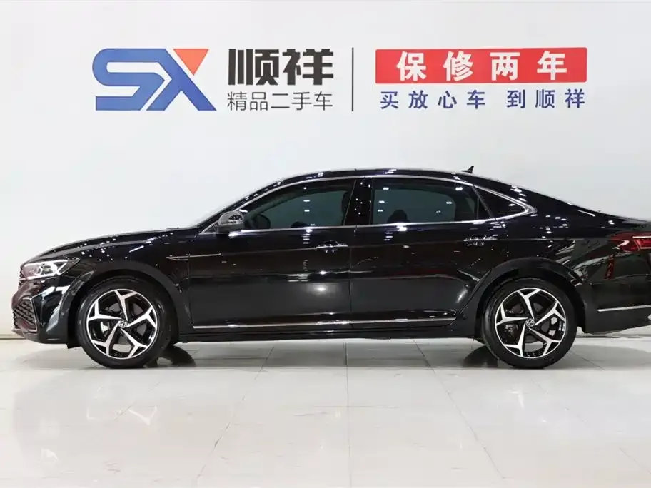 Volkswagen Passat — фото 4