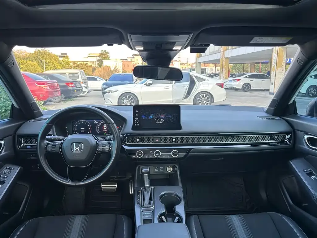 Honda Civic — фото 4