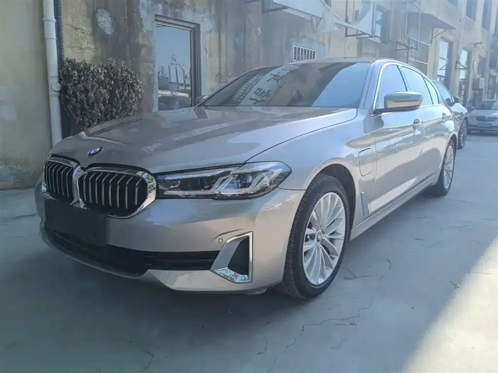 BMW 5 Series New Energy — фото 5