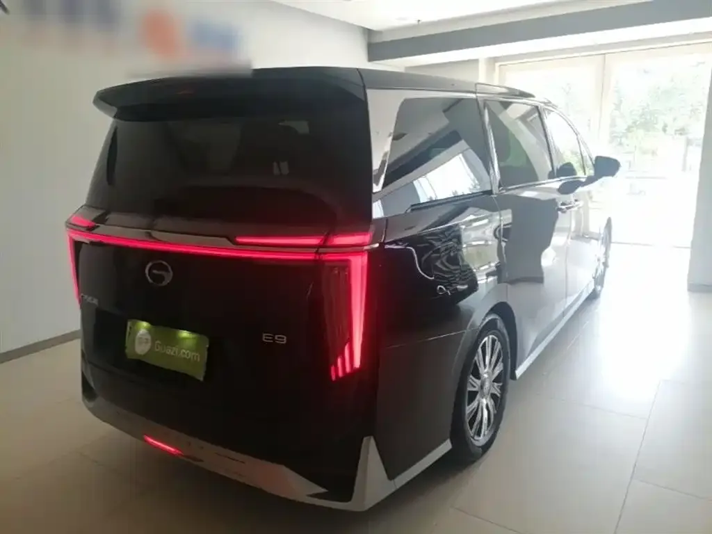 GAC Motor Trumpchi E9 — фото 2