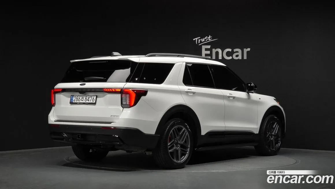 Ford Explorer — фото 2