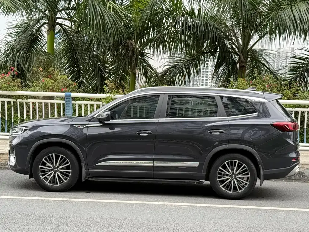 Chery Tiggo 8 PLUS — фото 9