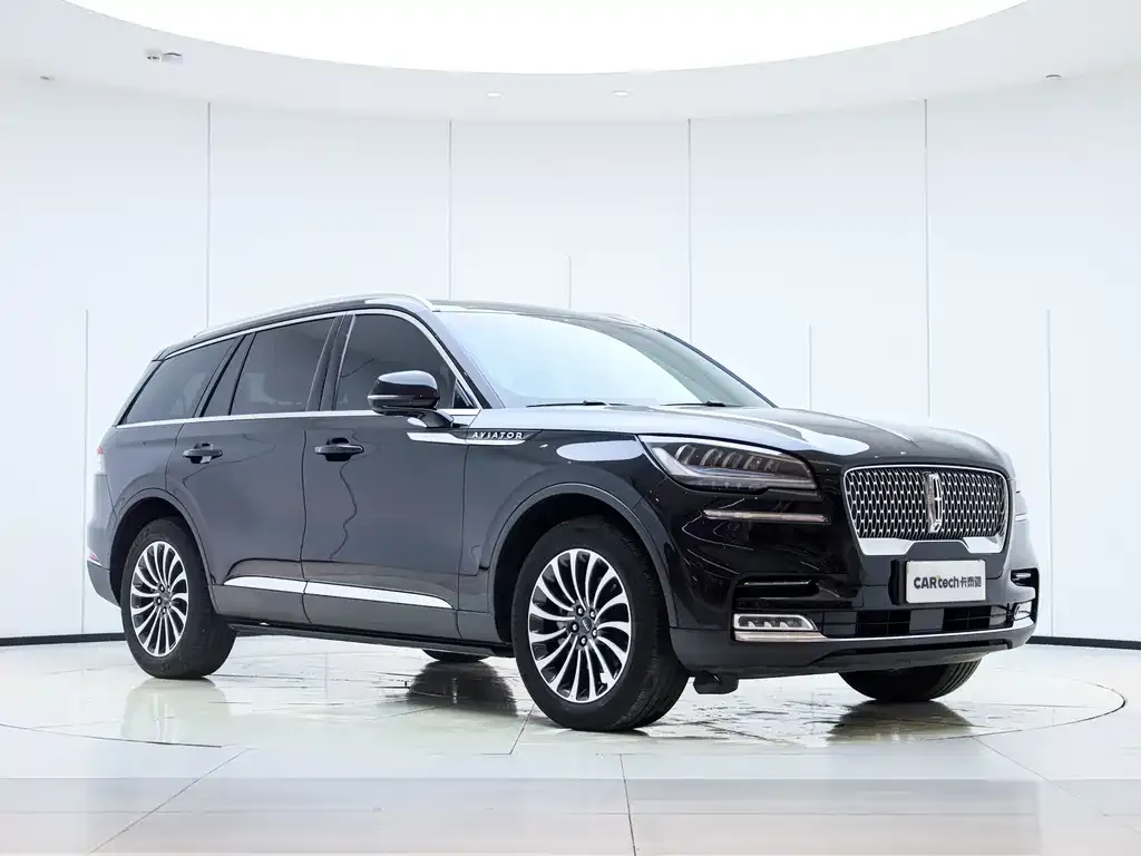 Lincoln Aviator — фото 9