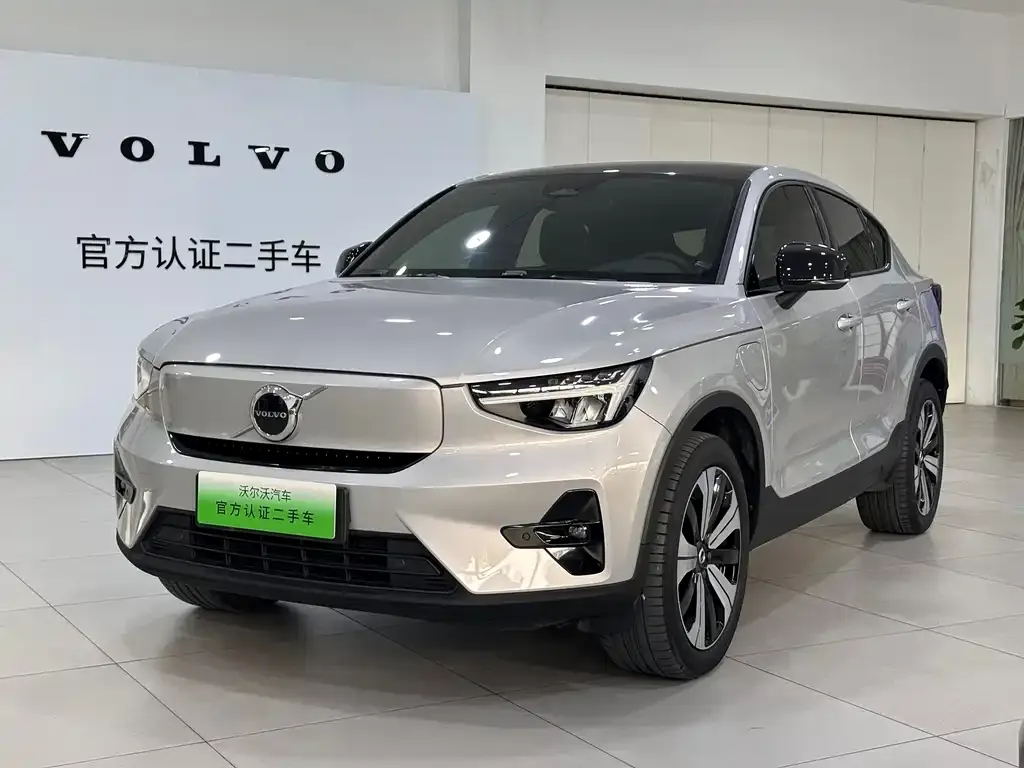 Volvo C40 — фото 1