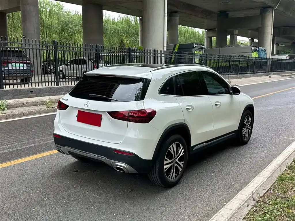 Mercedes-Benz GLA — фото 7