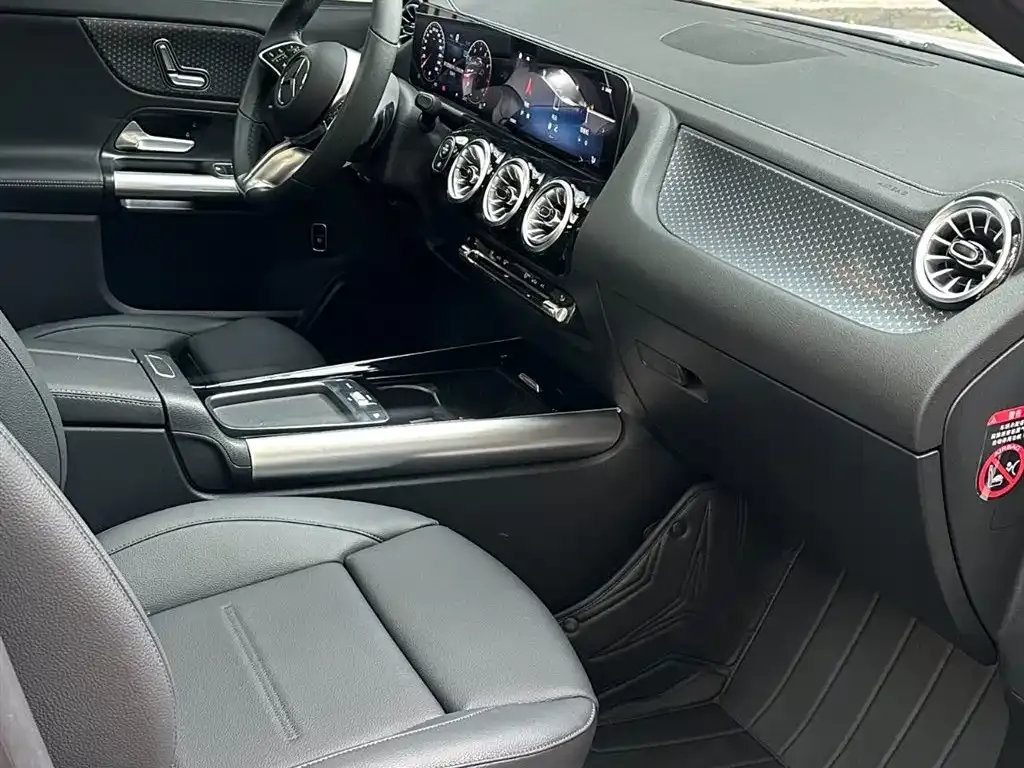 Mercedes-Benz GLA — фото 2