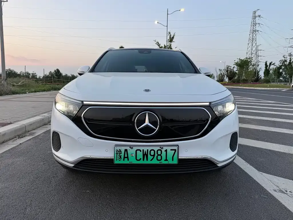 Mercedes-Benz EQA — фото 10