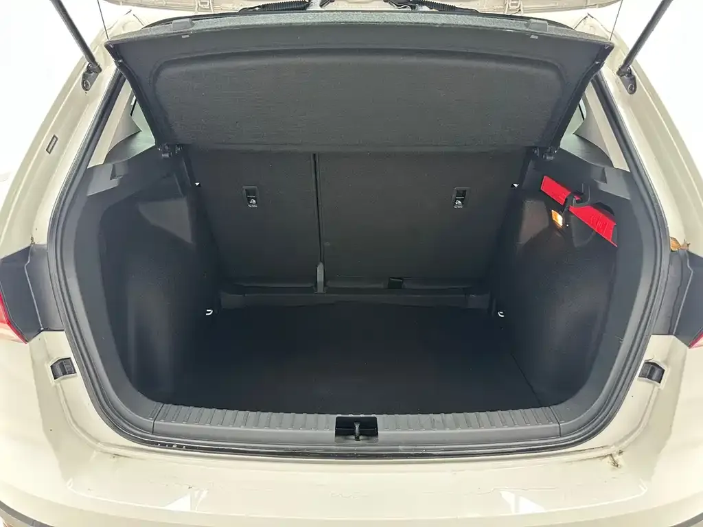 Volkswagen Tharu — фото 8