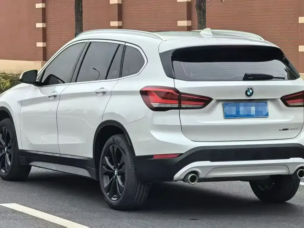 BMW X1 — фото 4