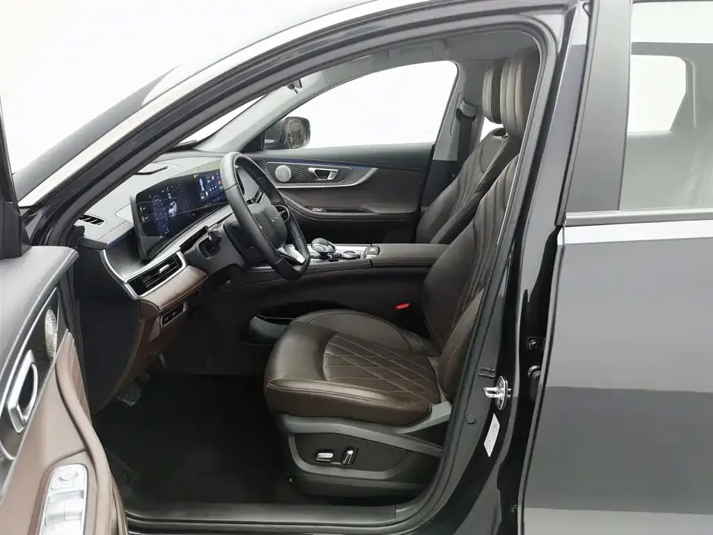 Chery Tiggo 8 PLUS — фото 10