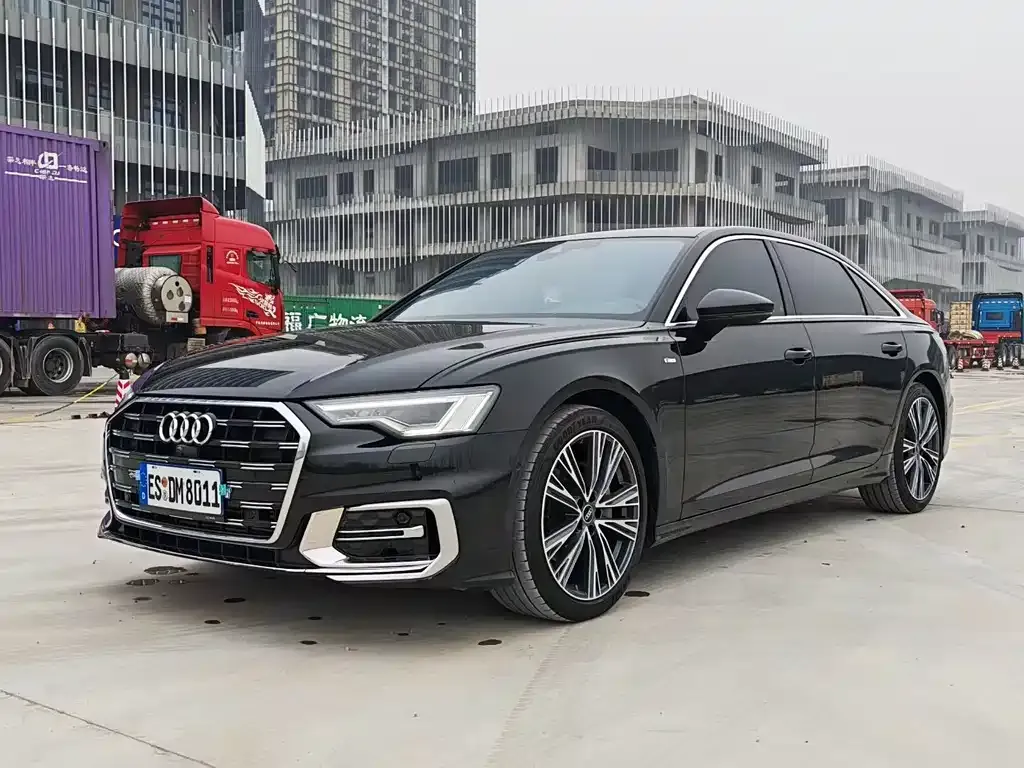 Audi A6L — фото 6