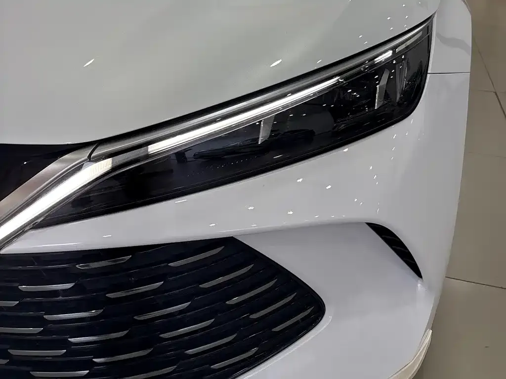 BYD Qin L — фото 7