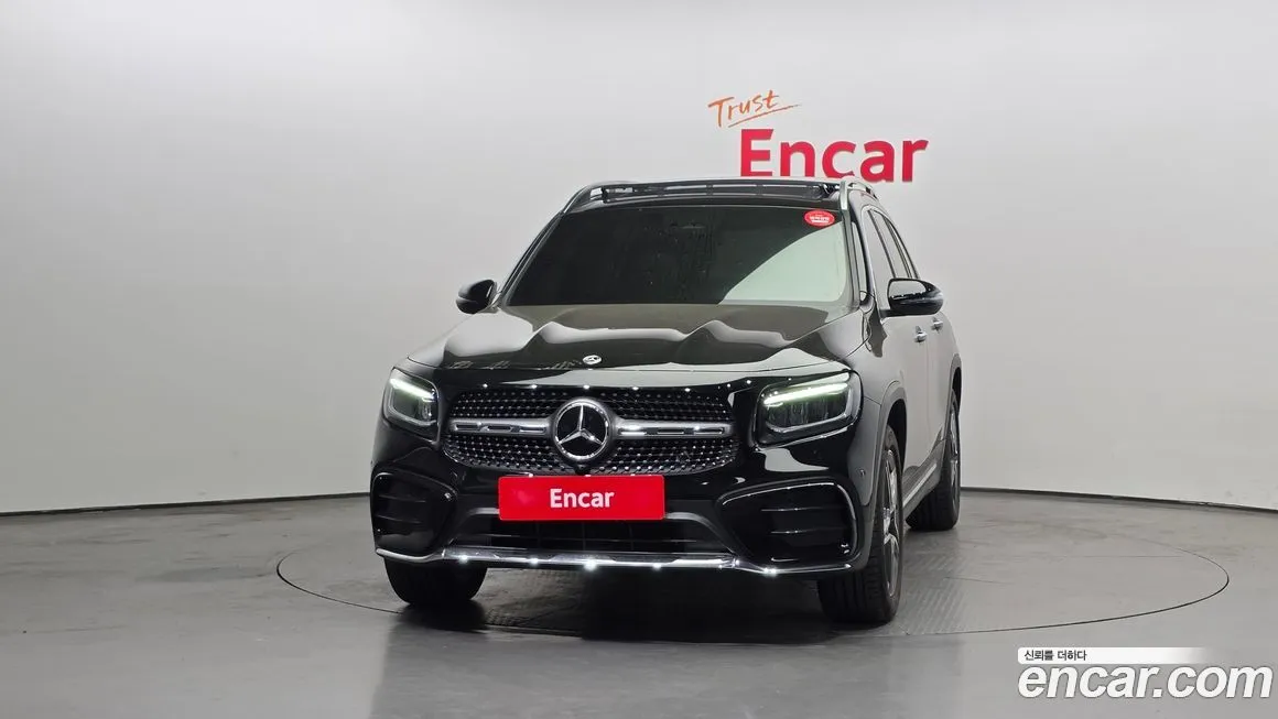 Mercedes-Benz GLB-Class — фото 2