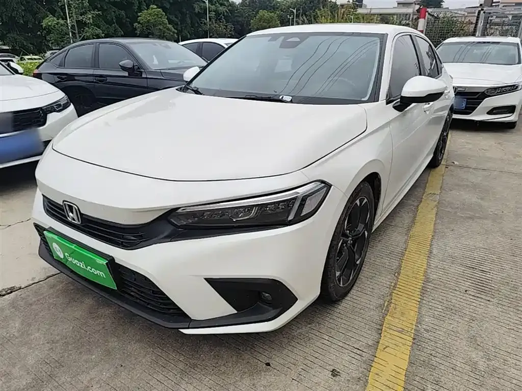 Honda Civic — фото 1