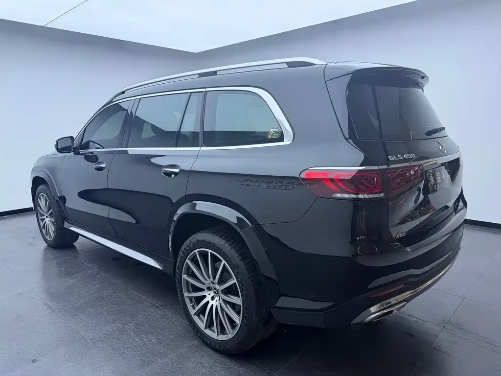 Mercedes-Benz GLS — фото 4