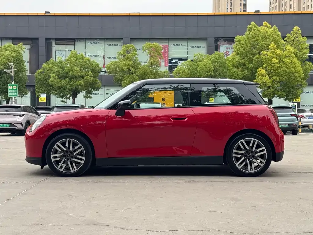 MINI Cooper EV — фото 6