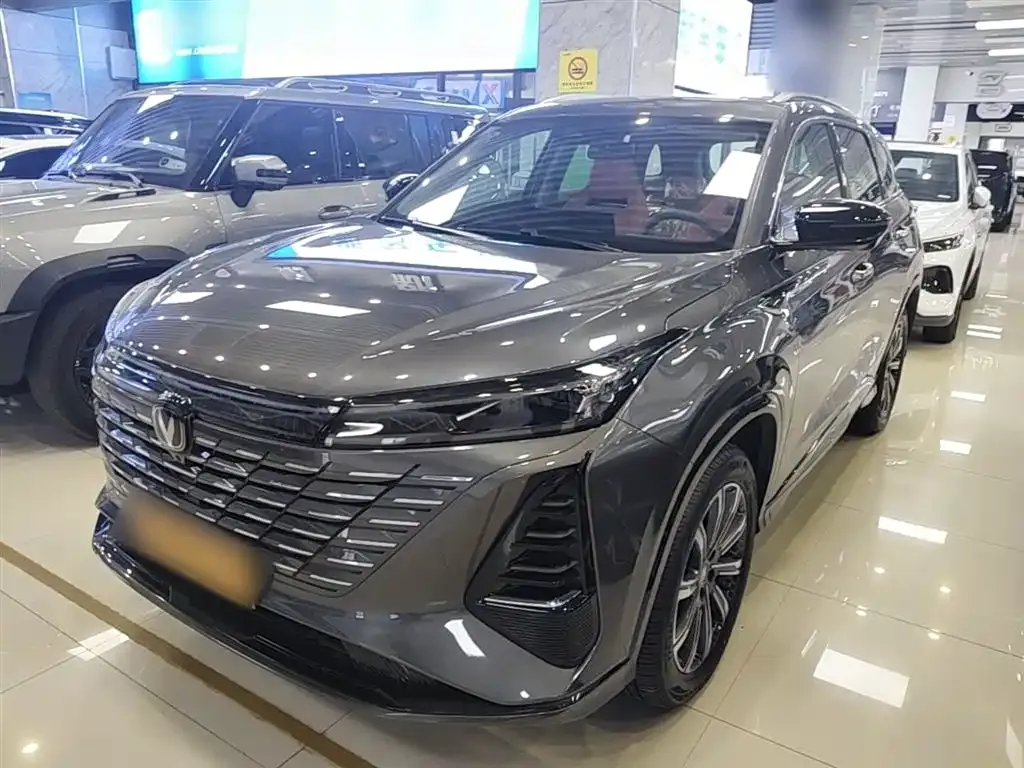 Changan CS75PLUS — фото 1