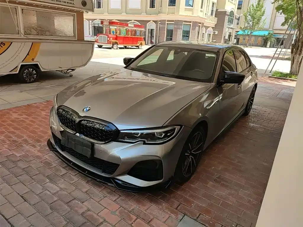 BMW 3 Series — фото 1