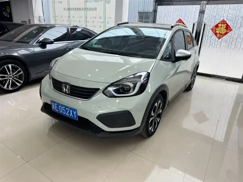 Honda Fit — фото 1