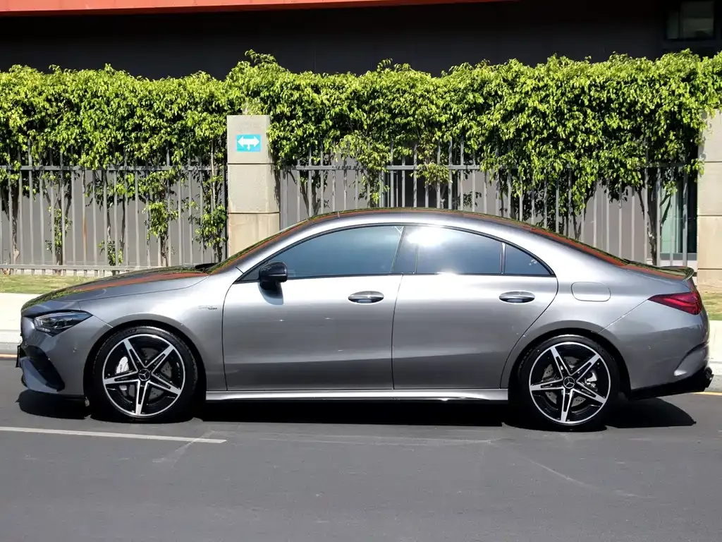 Mercedes-Benz CLA AMG — фото 8