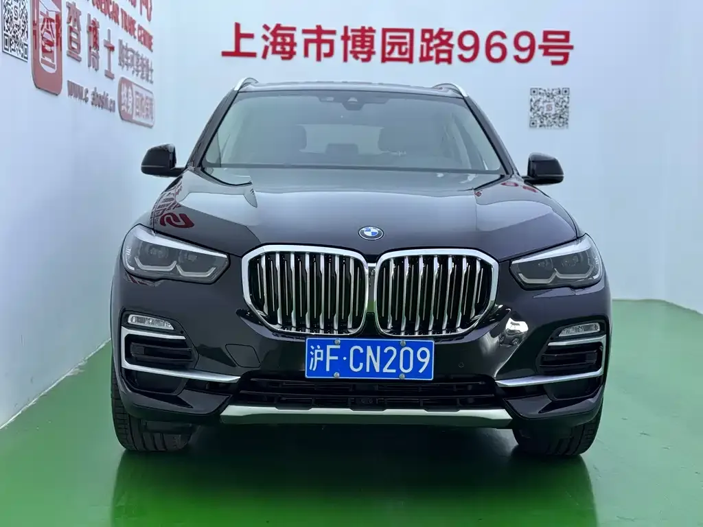 BMW X5 (Import) — фото 3