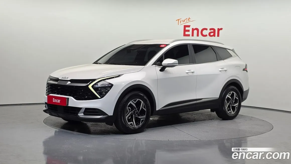 Kia Sportage — фото 1