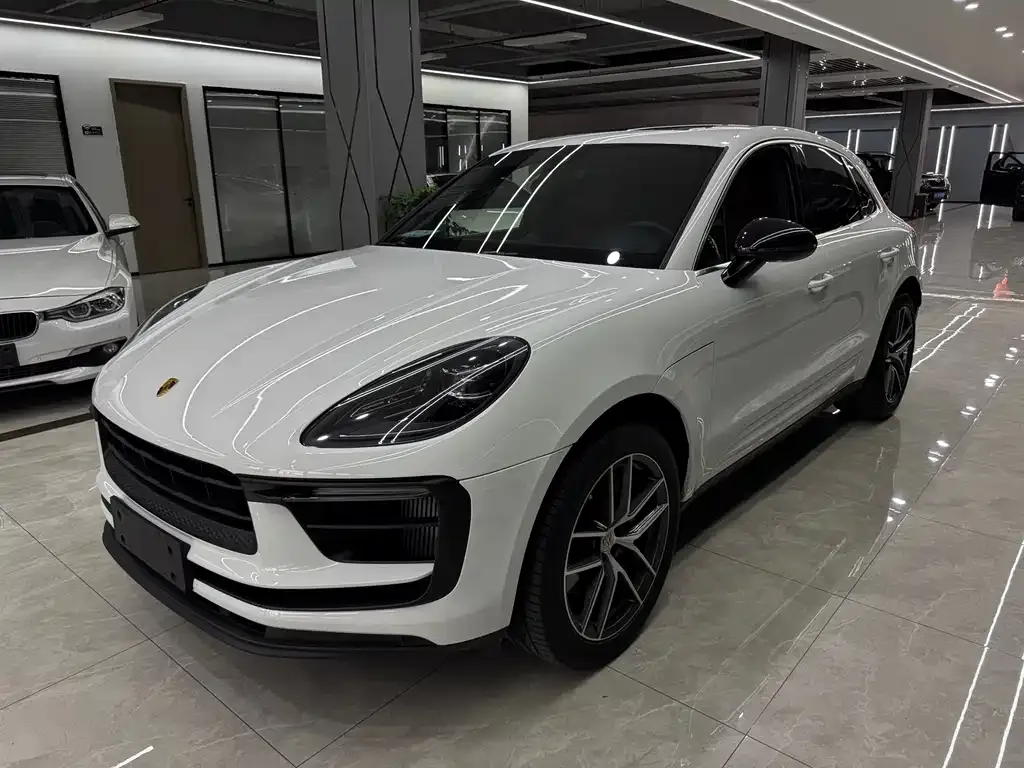 Porsche Macan — фото 1