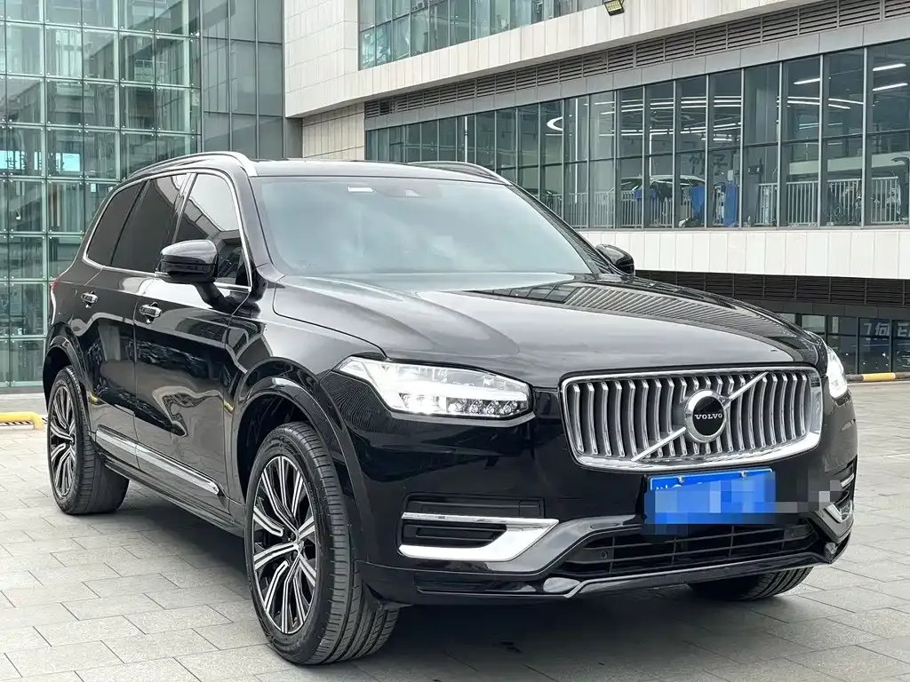 Volvo XC90 — фото 7