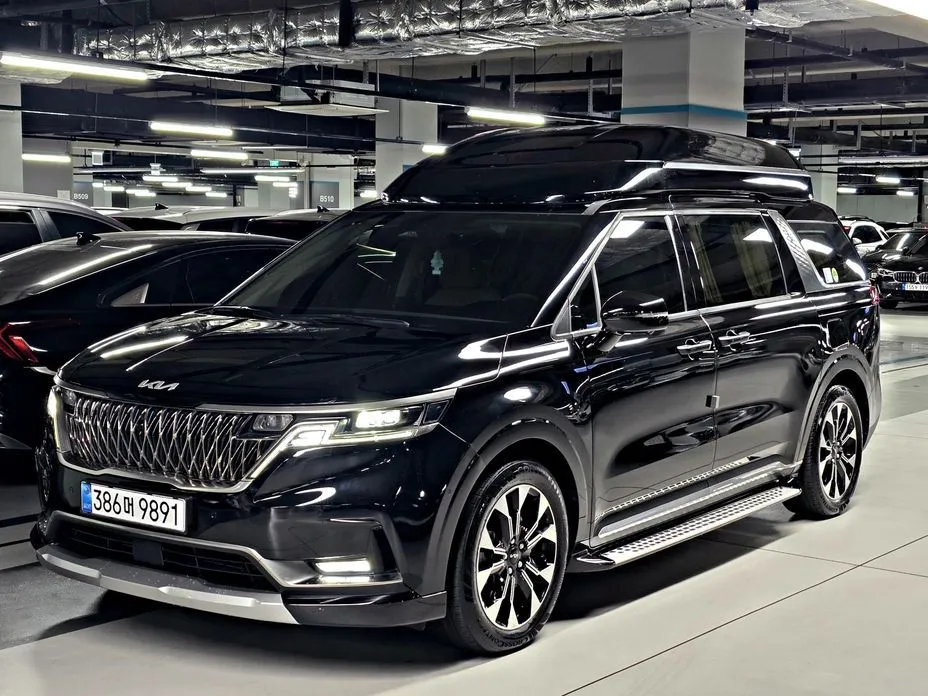 Kia Carnival — фото 1