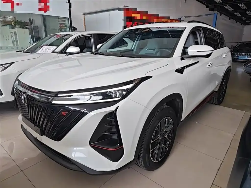Changan CS75PLUS — фото 1
