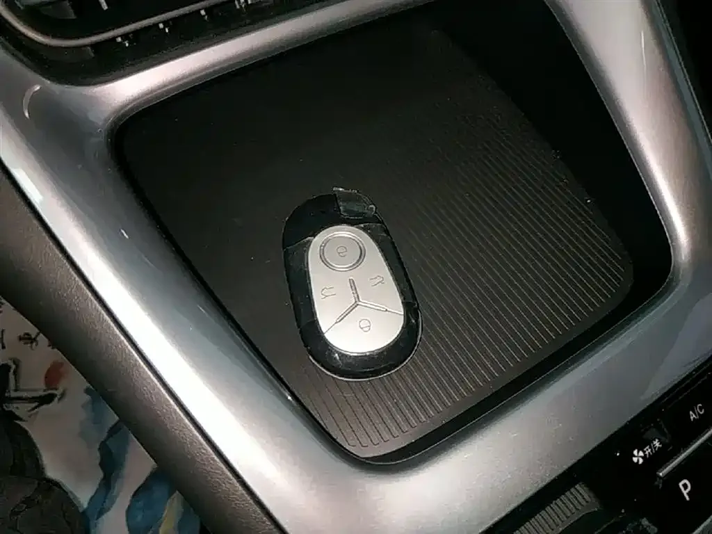 Geely Starburst — фото 2
